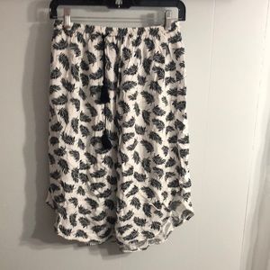 H and M skirt